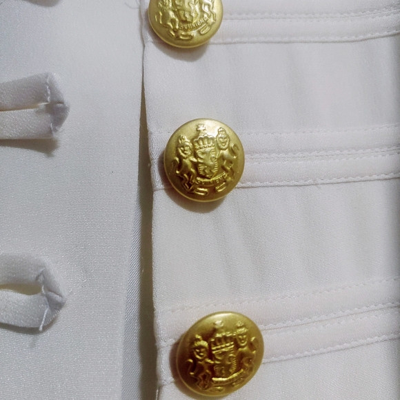 VTG Bloomingdales | Ivory Silk Jacket Gold Buttons - Picture 3 of 8